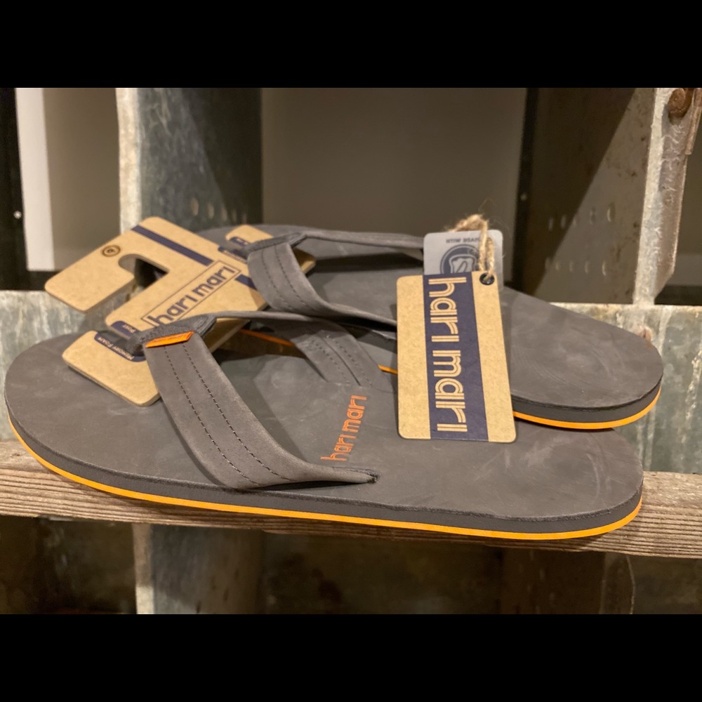 hari mari flip flops
